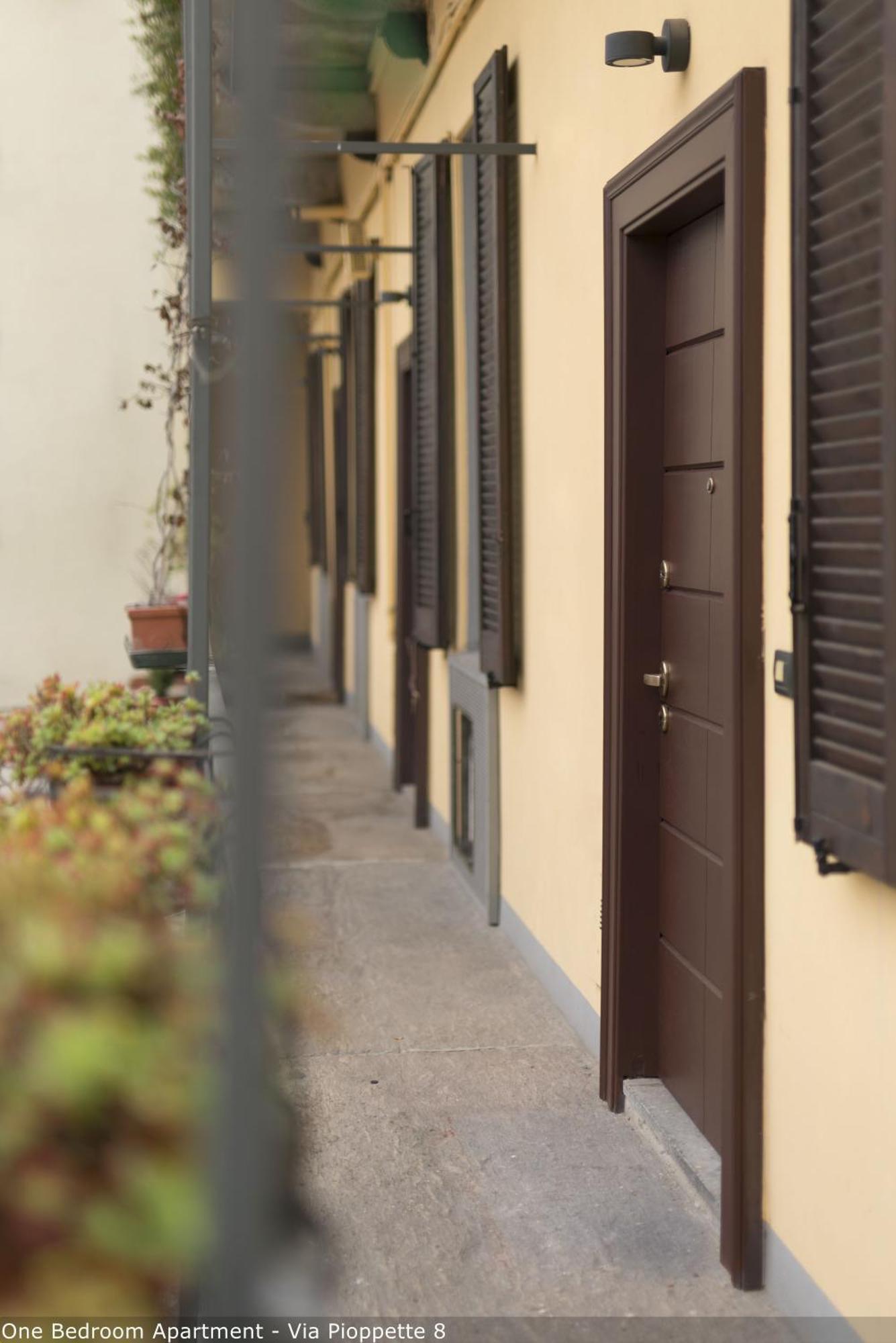 Brera Apartments In Porta Ticinese Milano Exteriör bild